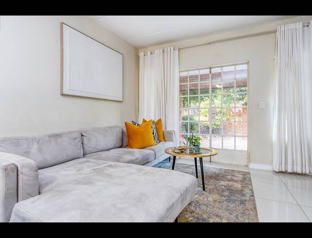 3 BEDROOM DUPLEX TO LET IN RADIOKOP